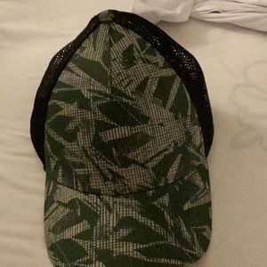 lululemon trucker hat